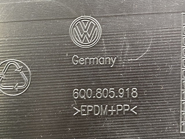 新品!ポロ/POLO 9N系 純正 フロント スポイラー 6Q0.805.918 6Q0805918 素地 フォルクスワーゲン(140603)