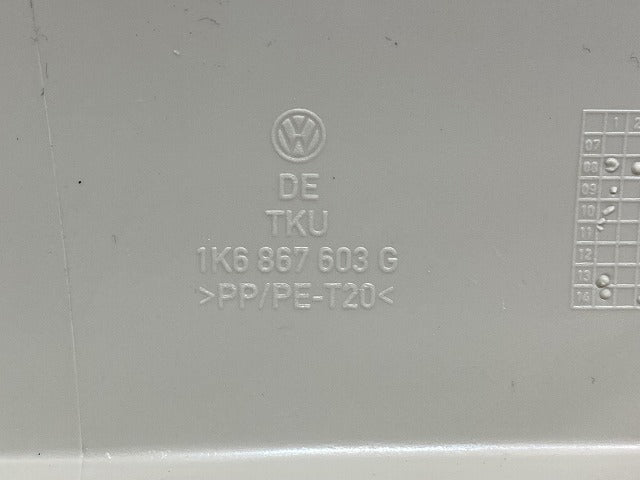 新品!ゴルフ5/GOLFⅤ 1K系 純正 リア ゲートトリム/パネルアッパー 1K6 867 603 G 1K6867603GY20 白素地 フォルクスワーゲン(140664)