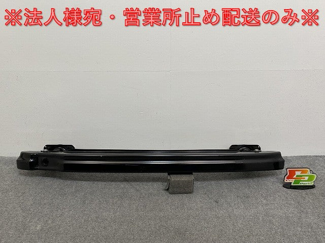 新品!CLSクラス W219 純正 リア バンパー ホースメント A2196100014 メルセデスベンツ(140690)