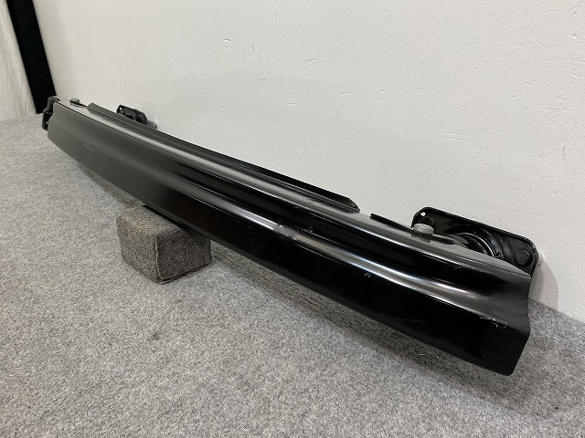 新品!CLSクラス W219 純正 リア バンパー ホースメント A2196100014 メルセデスベンツ(140690)