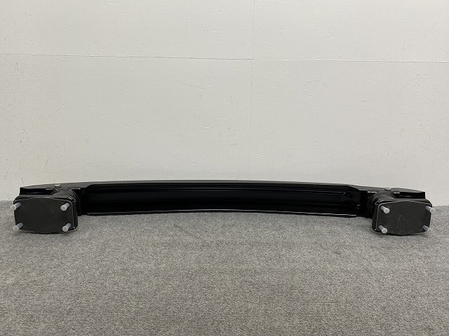 新品!CLSクラス W219 純正 リア バンパー ホースメント A2196100014 メルセデスベンツ(140690)