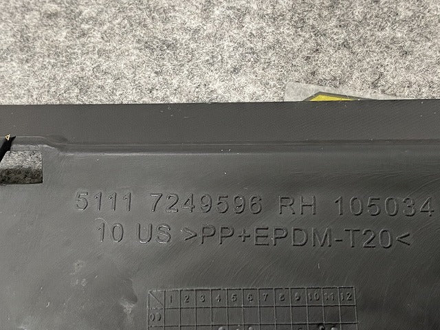 新品!X3 F25 純正 右 フロント バンパー グリル 5111 7249596 51117249596 素地 BMW(140773)