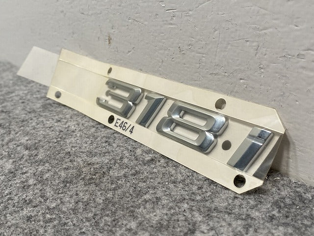 新品!3シリーズ E46 リア エンブレム 51.14-8195096 51148195096 メッキ BMW(140786)