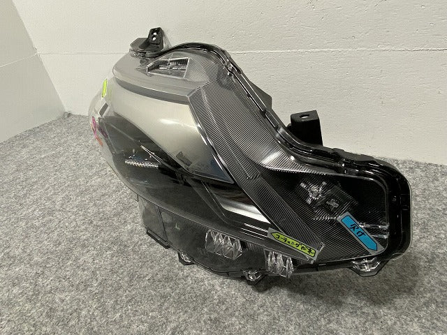 ルークス ハイウェイスター B44A/B45A/B47A/B48A 純正 右 ヘッドライト/ランプ LED レベライザー アダプティブ KOITO 100-2377Y(140798)