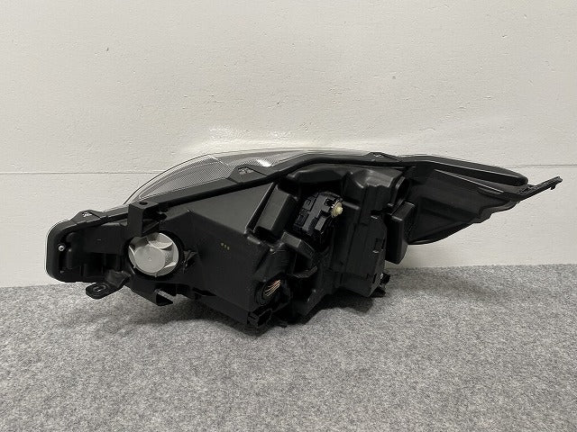 ルークス ハイウェイスター B44A/B45A/B47A/B48A 純正 右 ヘッドライト/ランプ LED レベライザー アダプティブ KOITO 100-2377Y(140798)
