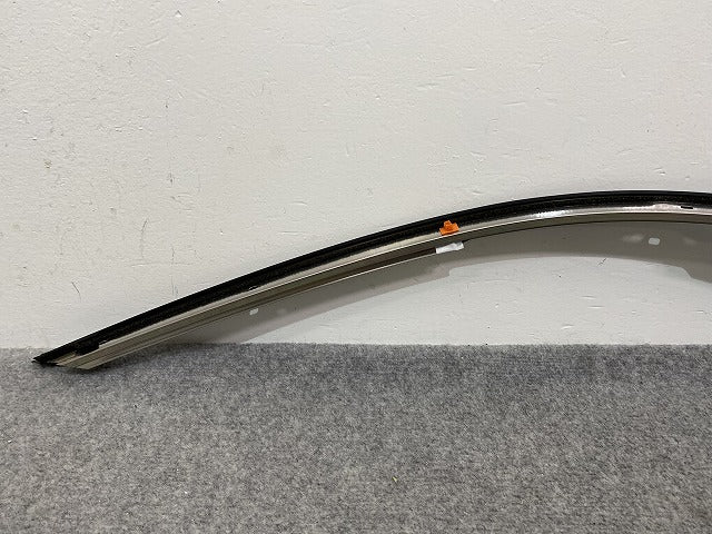 新品!GR86/ハチロク ZN8 純正 左 フロント リテーナー モール 素地 トヨタ(140863)