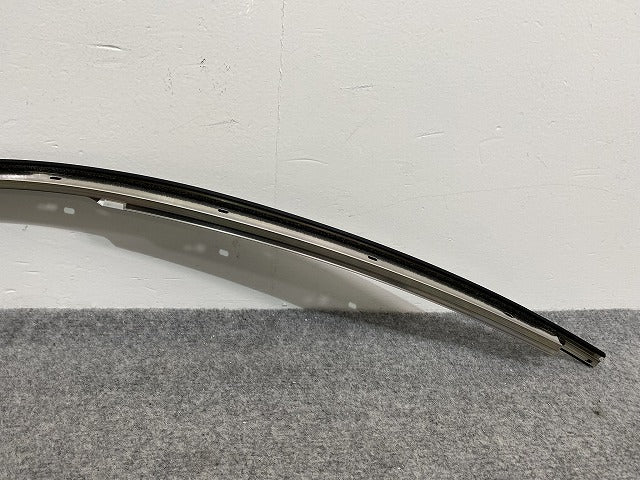 新品!GR86/ハチロク ZN8 純正 左 フロント リテーナー モール 素地 トヨタ(140863)