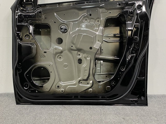 セレナ S/X/G/XV C27/GC27/GNC27 e-POWER/HC27 純正 右 フロント ドア バイザー付 ダイヤモンドブラック G41 日産(140899)