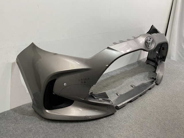 ヤリス KSP210/MXPA10/MXPA15/MXPH10/MXPH15 MXPH14/MXPH17 純正 フロント バンパー 52119-52E70 アバンギャルドブロンズ 4V8(140918)