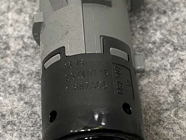 新品!7シリーズ E65/E66 純正  パーキング PDC センサー 602 915 6 989 131 66206989174 ブラック メタリック BMW(140938)