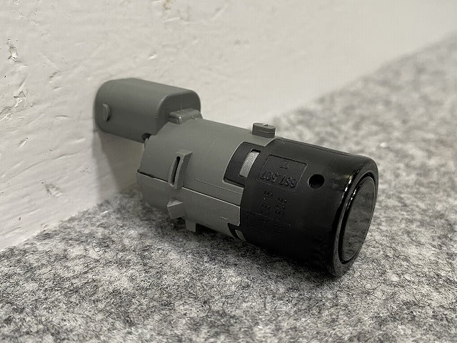 新品!7シリーズ E65/E66 純正  パーキング PDC センサー 602 915 6 989 131 66206989174 ブラック メタリック BMW(140940)