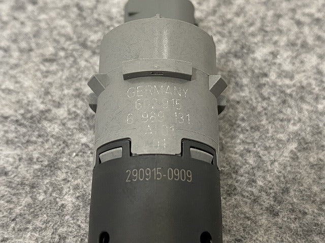 新品!7シリーズ E65/E66 純正  パーキング PDC センサー 602 915 6 989 131 66206989174 ブラック メタリック BMW(140940)