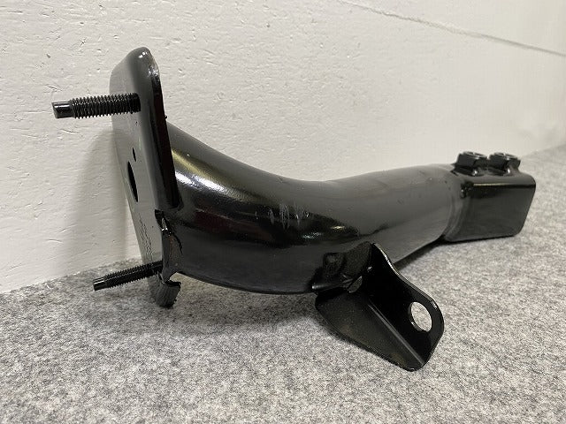 新品!ミニ 3ドア(R50) 純正 左 フロント ホースメント キャリア 6 757 911 12942510 31116757911 MINI(140974)