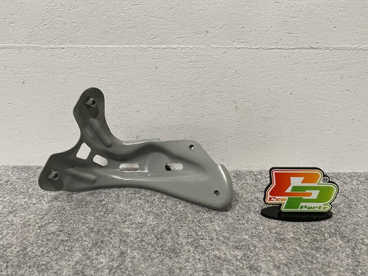 新品!ジェッタ/ゴルフ 1K/2007-2011 純正 左 フロント フェンダー ブラケット 1K5821 137 1K5821135 フォルクスワーゲン(140986)