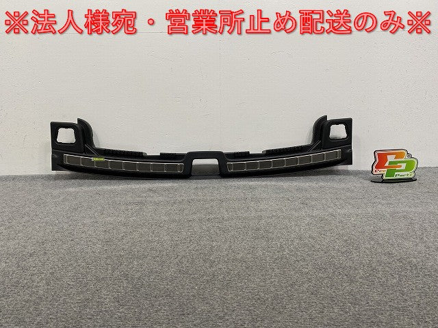 XC60 UB 系 純正 リア ゲート トリム スカッフ プレート 39841600 32353288 素地/メッキ ボルボ(141015)