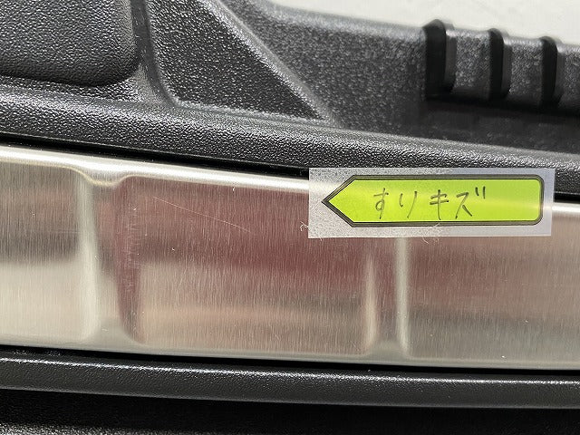 XC60 UB 系 純正 リア ゲート トリム スカッフ プレート 39841600 32353288 素地/メッキ ボルボ(141015)