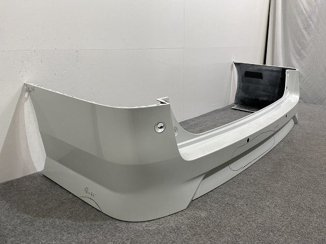 セレナ/ハイウェイスター e-POWER/ルキシオン C28/GC28/GFC28 純正 リア バンパー 85022 7DF0H プリズムホワイト QBE 日産(141028)