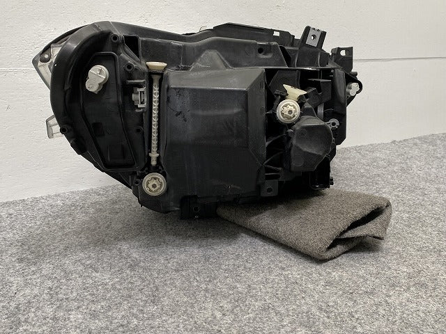 1シリーズ F20/F21 純正 左 ヘッドライト/ランプ LED HELLA 7471341-01 BMW(141030)