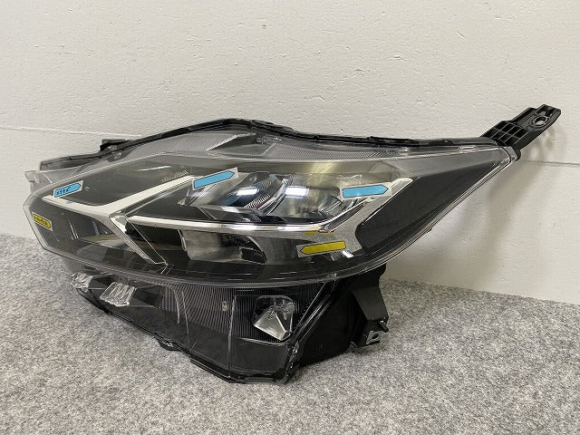 デイズ ハイウェイスター B44W/B45W/B47W/B48W 純正 左 ヘッドライト/ランプ LED レベライザー 刻印B KOITO 100-23776 日産(141081)