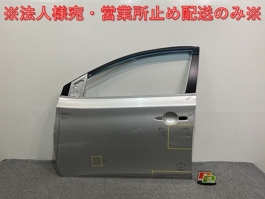 シルフィ/SYLPHY TB17/B17 純正 左 フロント ドア バイザー付 ブリリアントシルバーメタリック K23 日産(141125)
