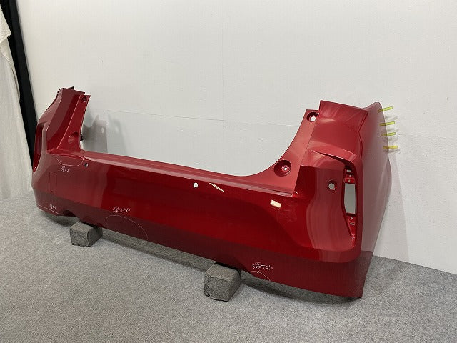 オーラ AURA/ノート NOTE FE13/FSNE13/E13/SNE13 純正 リア バンパー 85022 6XL0H ガーネットレッド NBF 日産(141127)