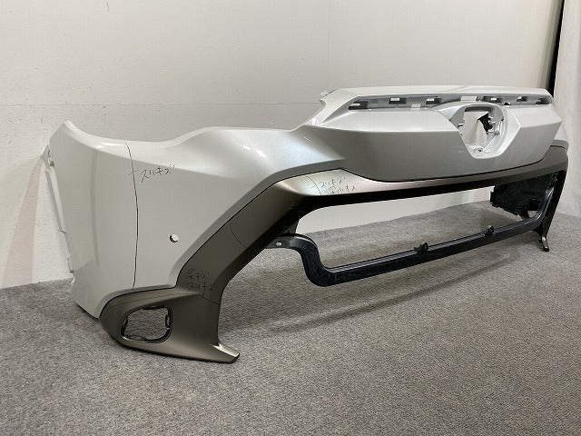 カローラ クロス ZSG10/MXGA10 ハイブリッド/ZVG11/ZVG15/ZVG13/ZVG16 純正 フロント バンパー 52119-16580(141143)