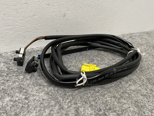 新品!SLK R170/W170/1996-2004 純正  コンバーチブルトップスイッチ 170 820 07 10 A1708200710 メルセデスベンツ(141189)