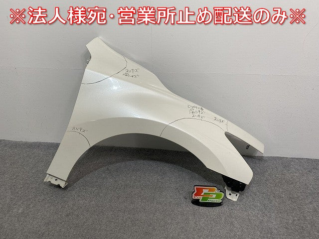 ティアナ L33 純正 右 フロント フェンダー ブリリアントホワイトパール QAB 日産(141195)