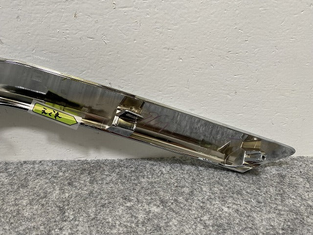アルファード S/30系/AGH30W/AGH35W/GGH30W/GGH35W ハイブリッド/AYH30W 純正 右 フロント ガーニッシュ 52712-V2040 メッキ (141219)