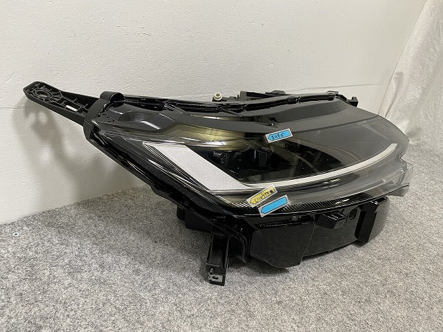 オーラ/AURA FE13/FSNE13 純正 右 ヘッドライト/ランプ LED ICHIKOH 1994/26010 6XL4A 日産(141258)