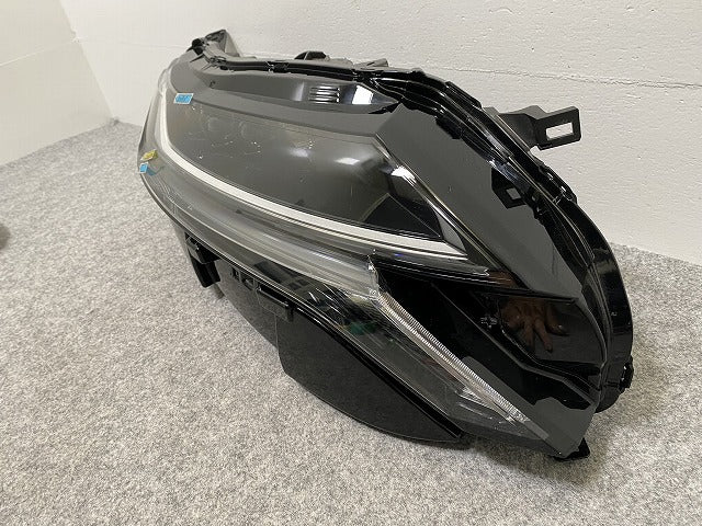 オーラ/AURA FE13/FSNE13 純正 右 ヘッドライト/ランプ LED ICHIKOH 1994/26010 6XL4A 日産(141258)