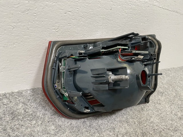 3シリーズ F30/F31 純正 前期 左 テールランプ/ライト/レンズ ハロゲン MOBIS 183611-12/7259915-10 BMW(141269)