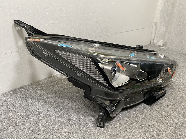 リーフ/LEAF ZE1 純正 右 ヘッドライト/ランプ LED レベライザー 刻印P ICHIKOH 1954/26010-5SK5A 26025-5SK5B 日産(141287)