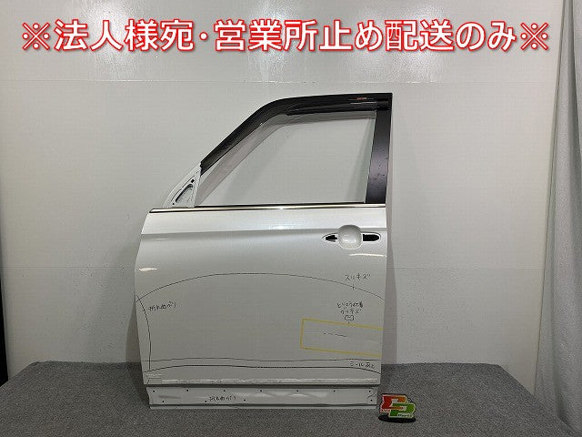 ヴォクシー/ノア 90系/MZRA90W/MZRA95W ハイブリッド/ZWR90W/ZWR95W 純正 左 フロント ドア バイザー付 967002-V1020 パール(141309)