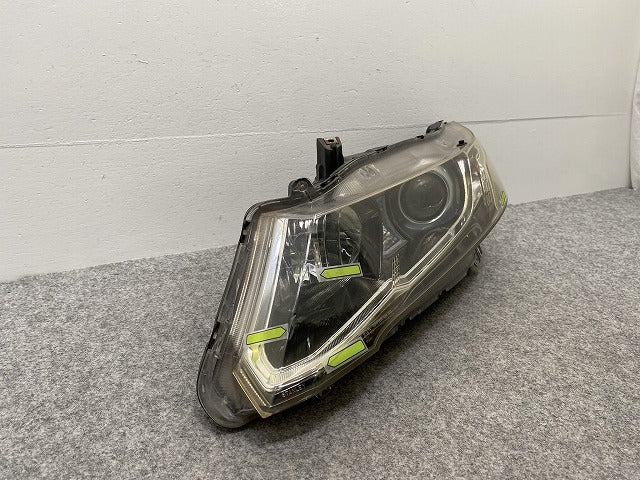オデッセイ RB3/RB4 純正 左 ヘッドライト/ランプ キセノン HID 刻印J0 STANLEY P7692 ホンダ(141325)