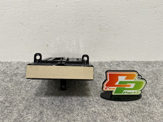 新品!ニュービートル 9C系/2006-2010 純正  カップホルダー 1C0862531.11 1C0862531L08H ベージュ ソリッド フォルクスワーゲン(141348)