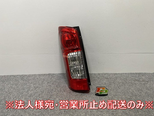 キャラバン NV350 標準/ワイド/ライダー/GX E26 純正 後期 左 テールランプ/ライト/レンズ ハロゲン ICHIKOH D208 日産(141378)
