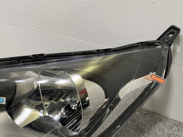 eKワゴン B11W 純正 左 ヘッドライト/ランプ ハロゲンLED STANLEY W1046 三菱(141418)