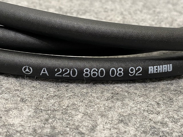 新品!Sクラス W220 純正 フロント ウォッシャーホース A 220 860 08 92 2208600892 メルセデスベンツ(141433)