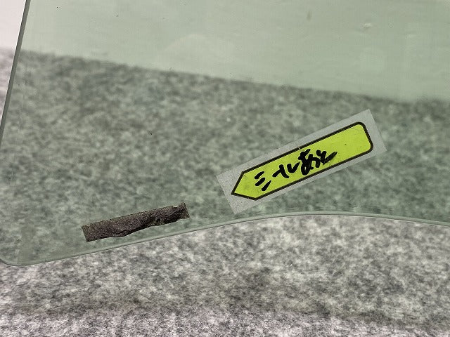 ノート/NOTE e-POWER E12/HE12/NE12/SNE12 純正 左 フロント ガラス 43R-00011 日産(141496)