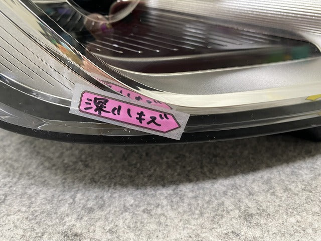 新品!A3 8V系 2017-2020 純正 後期 右 ヘッドライト/ランプ キセノン HID VALEO 8V0 941 044 F アウディ(141499)