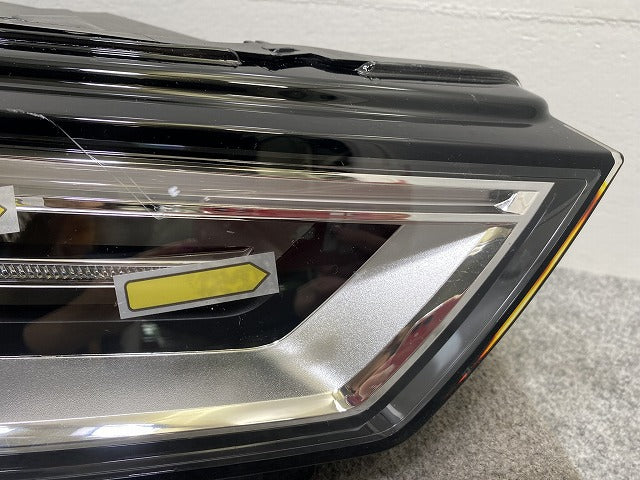 新品!A3 8V系 2017-2020 純正 後期 右 ヘッドライト/ランプ キセノン HID VALEO 8V0 941 044 F アウディ(141499)