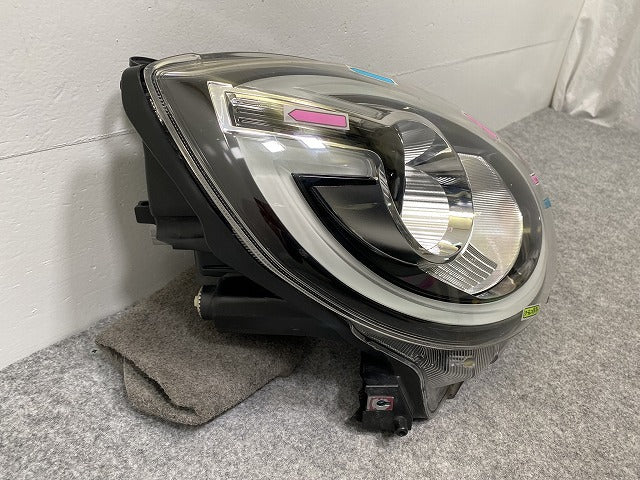 パッソ モーダ/ブーン シルク M700A/M710A/M700S/M710S 純正 右 ヘッドライト LED レベライザー KOITO 100-69028 81130-B1260(141516)