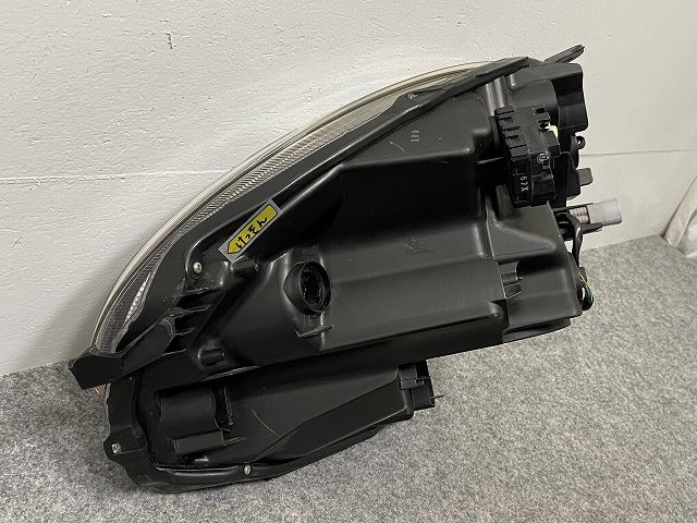 パッソ モーダ/ブーン シルク M700A/M710A/M700S/M710S 純正 右 ヘッドライト LED レベライザー KOITO 100-69028 81130-B1260(141516)
