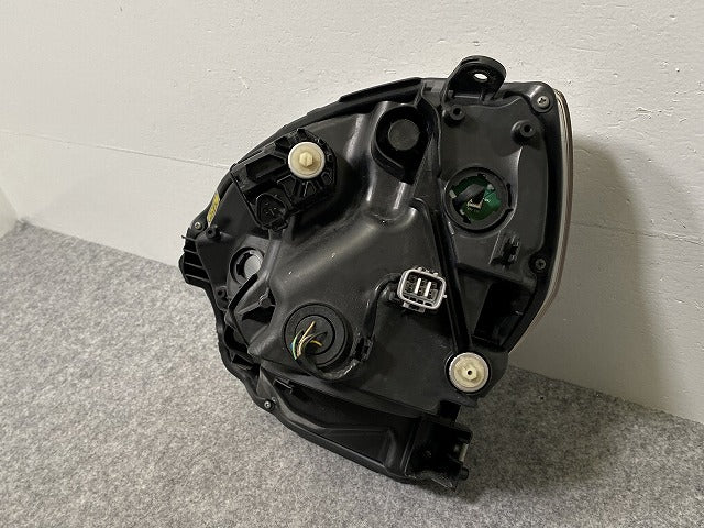パッソ モーダ/ブーン シルク M700A/M710A/M700S/M710S 純正 右 ヘッドライト LED レベライザー KOITO 100-69028 81130-B1260(141516)