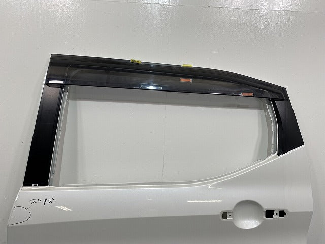 デイズ/eKワゴン B43W B46W/B33W B36W 純正 左 リア ドア バイザー付 ホワイトパール QBB 日産(141539)