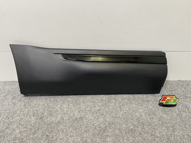 新品!レンジローバー/イヴォーク 2012-2019 純正 右 サイドパネル C8C9E 0417 LR074949 素地 ランドローバー(141554)