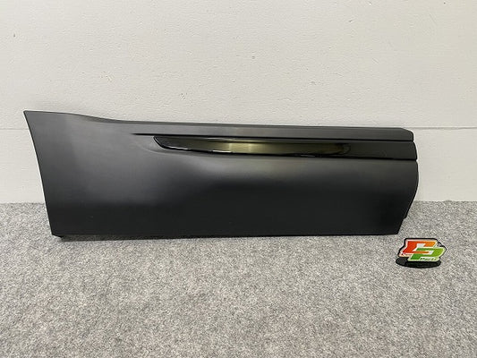 新品!レンジローバー/イヴォーク 2012-2019 純正 右 サイドパネル C8C9E 0417 LR074949 素地 ランドローバー(141554)