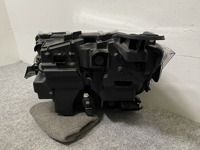 ルーミー/トール/カスタム/ジャスティ M900A/M910A/M900S/M910S/M900F/M910F 純正 後期 右 ヘッドライト/LED W6242 81110-B1650(141560)