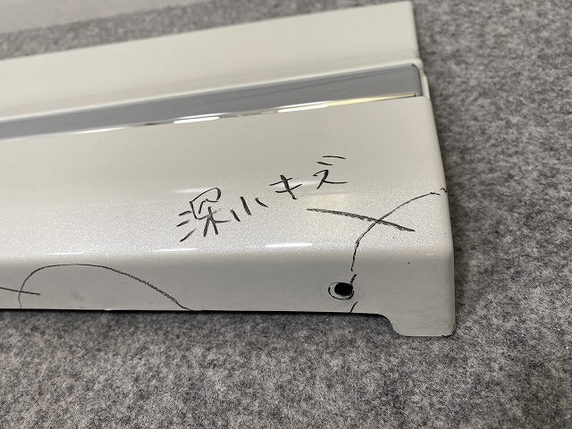 アルファード/ヴェルファイア 30系/AGH30W/AGH35W/GGH30W/GGH35W/AYH30W 純正 左 フロントドア サイドパネル 76914-580AL2-A0(141571)